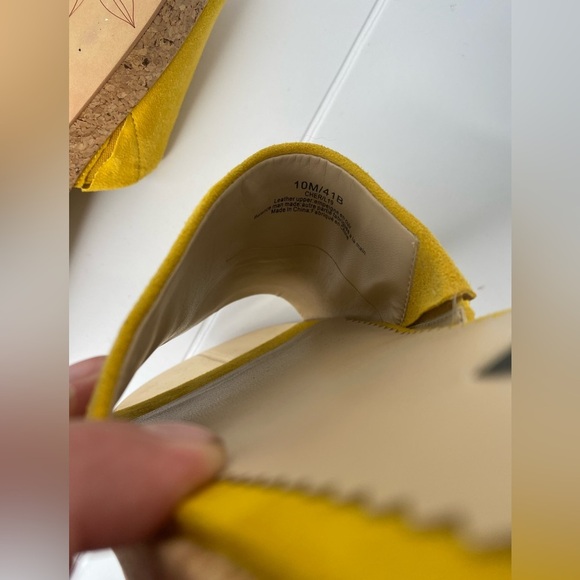 Karl Lagerfeld NWOT or Box Yellow Slide Sandals - Picture 8 of 9